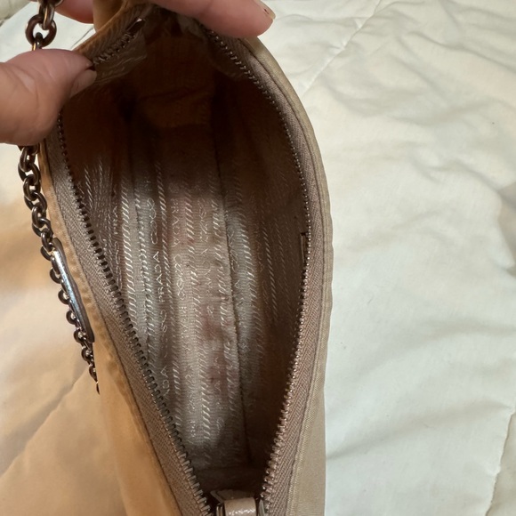 Prada Re-edition Nylon Crossbody bag, 2020, Desert beige color - Picture 10 of 13